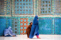 Mazar-i-sharf,Afghanistan,-,Yune,11,,2011:,Afghan,Woman,Near,Blue